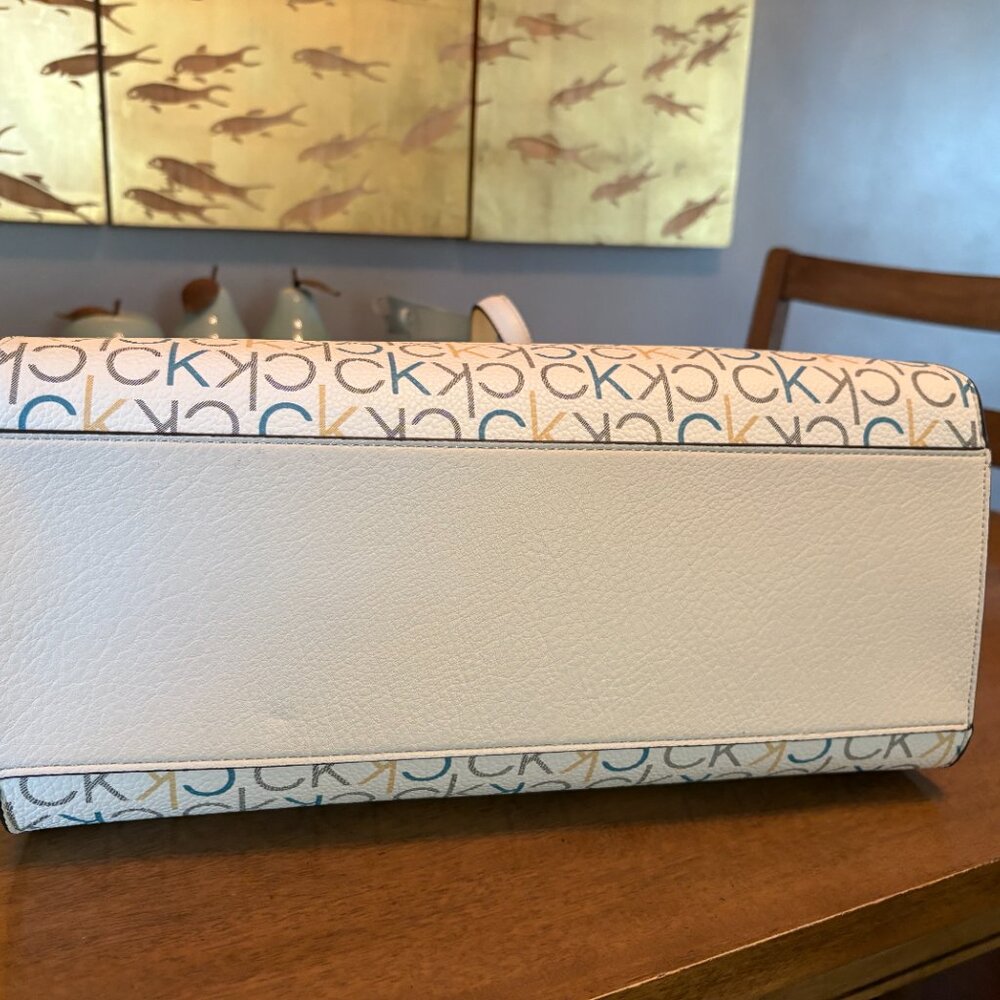 NWT Calvin Klein Renya Two-Toned Handle Tote/Shoulder Bag. - Picture 5 of 12